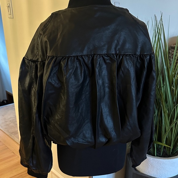 NWT Anthropologie Faux Leather Crop Bubble Bomber Jacket - Large - Picture 11 of 16